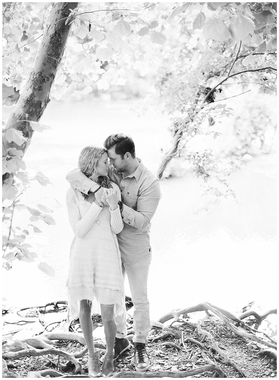 Nashville - Wedding - Photographer - Julie -Paisley - Film - Photography- enagagement_0044.jpg
